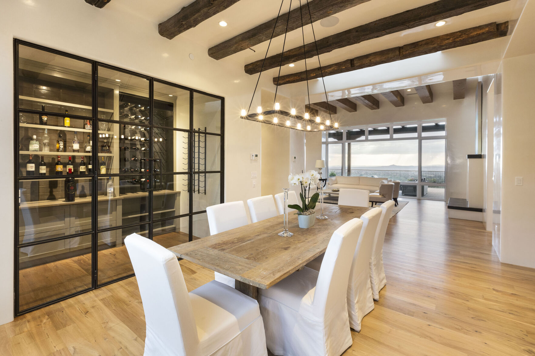 Diningroom-Calle Terrazas.jpg